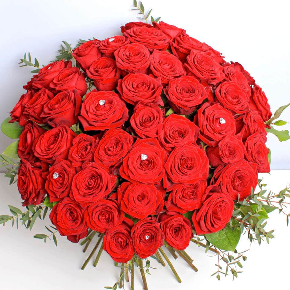 Fifty Stunning Red Roses (50) - Image 2